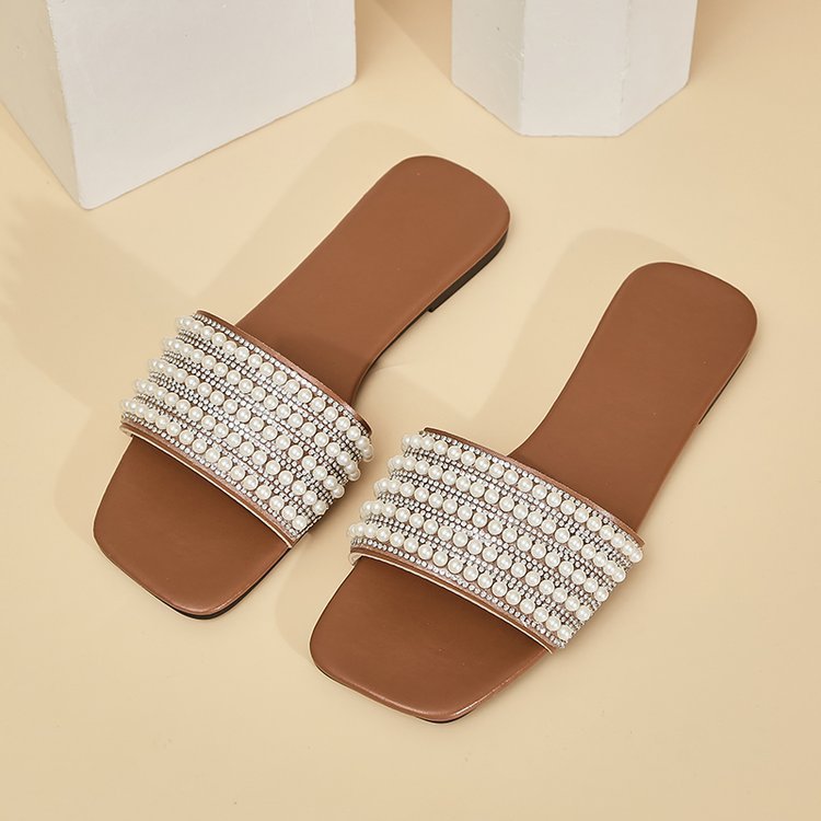 Slippers Foreign trade large size flat bottom slippers women's new fashion square head pearl word casual, beach sandals