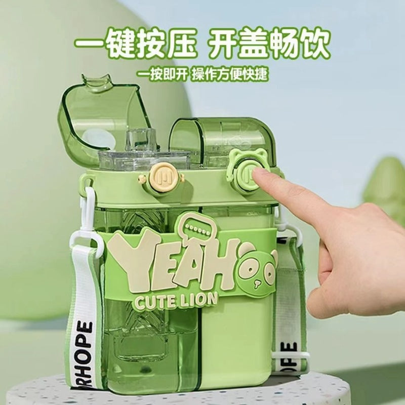 Ready-to-ship water bottles for kids, featuring a divided design for dual drinking options. stylish and portable, perfect for outdoor adventures and travel, suitable for both boys and girls