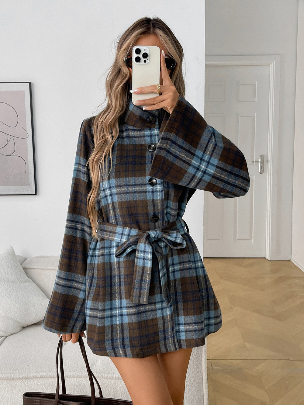 1688fashioncontrast colorplaidwoolentops lapel double breastedlooseslimming lookflared sleevesshortplaidoutwear