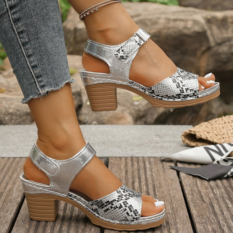 summer new arrivals: plus-size women's high-heeled sandals for cross-border e-commerce. sizes 35-43 available. wholesale options available. dropshipping to  and