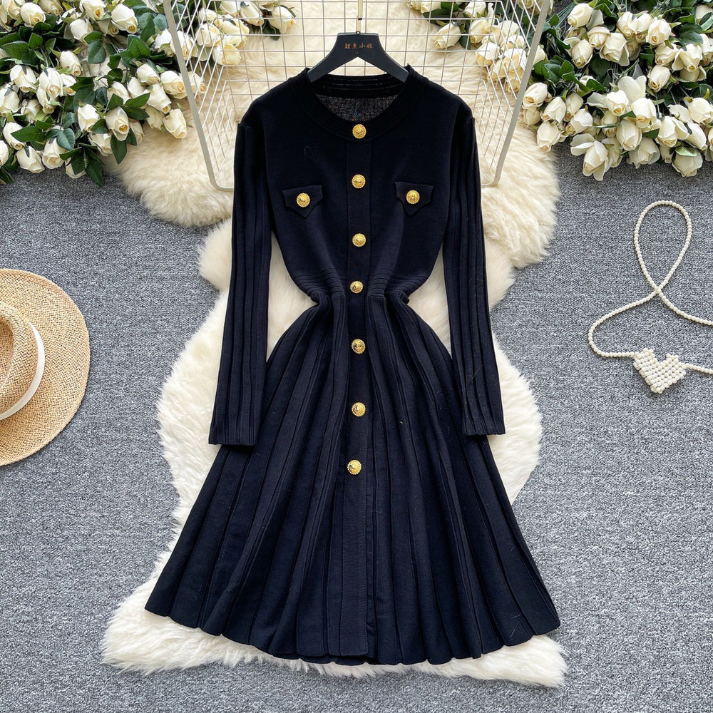 Classysense niche stylefrenchretro metal buckle waist slimming look round neck long sleevessweaterdress women's bottom long skirt