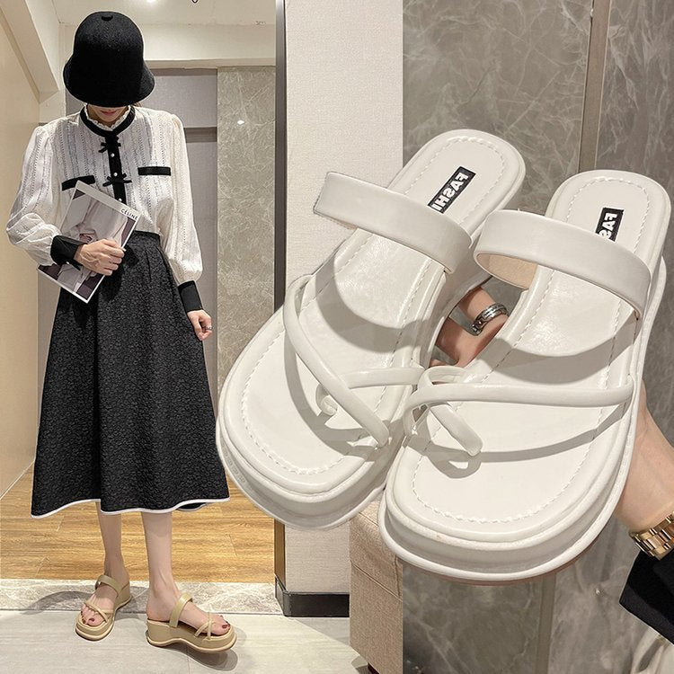Set of toe cool slippers for women's summer outer wear 2022 new square head pinch foot slippers wedge heel platform sandals for women wholesale