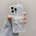 Feather yarn silver is suitable for apple 16pro bow chain mobile phone case iphone14/13 laser hard pc protective case