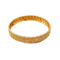 Trendy bohemian sparkling bangle with high-end luxury leaf charm – perfect as a bridal gift