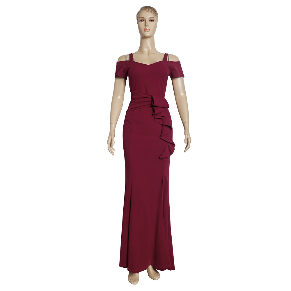 e-commerce: plus-size women's sexy, figure-flattering, slit evening gown with a fishtail train, suitable for , , and the african market