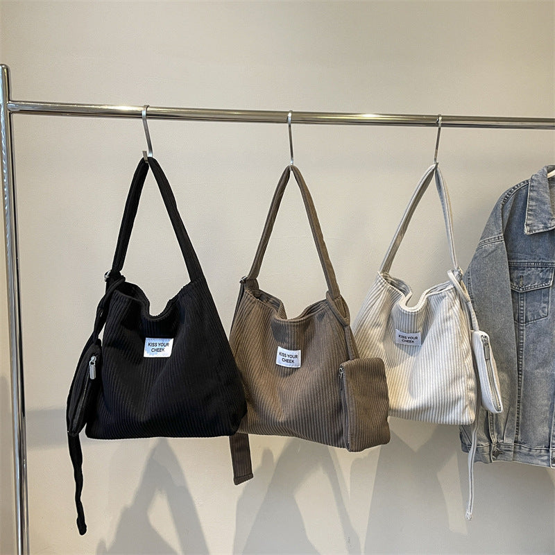 Autumn and winter new retro suede bucket bag large capacity Korean version versatile casual shoulder bag commuter messenger bag