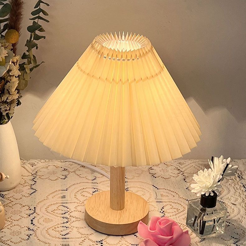 USB Nordic Internet celebrity desk lamp Korean pleated ins bedside bed and breakfast decoration night light bedroom solid bedroom wood lamp