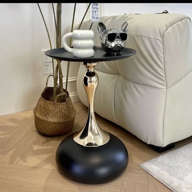Scandinavianretro sofa side table living room coffee table small table iron side table bedside storage rack balcony casual round table