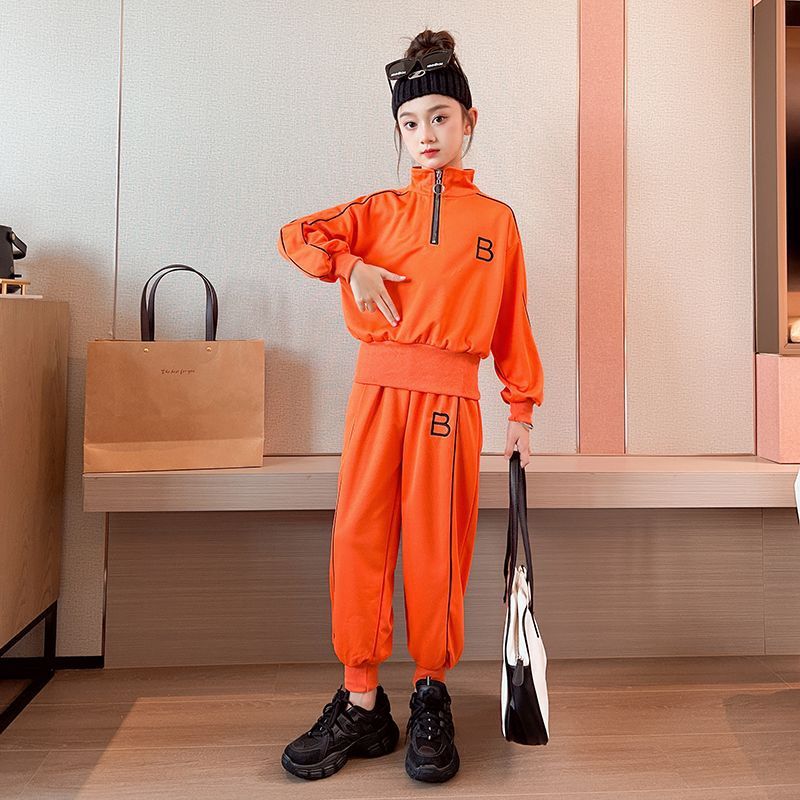 Girls' activewear set - spring  new collection: stylish and trendy two-piece tracksuit for girls, perfect for spring and autumn