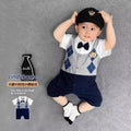 Baby summer outfit: lightweight, stylish romper for newborns - quilted bear short-sleeve bodysuit in trendy collegiate style