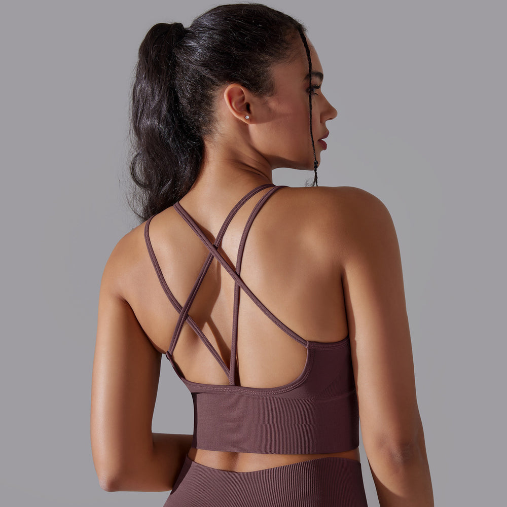 European and american new seamless yoga outfit sexy open-back workout set high-waisted butt-lifting leggings running fitness set