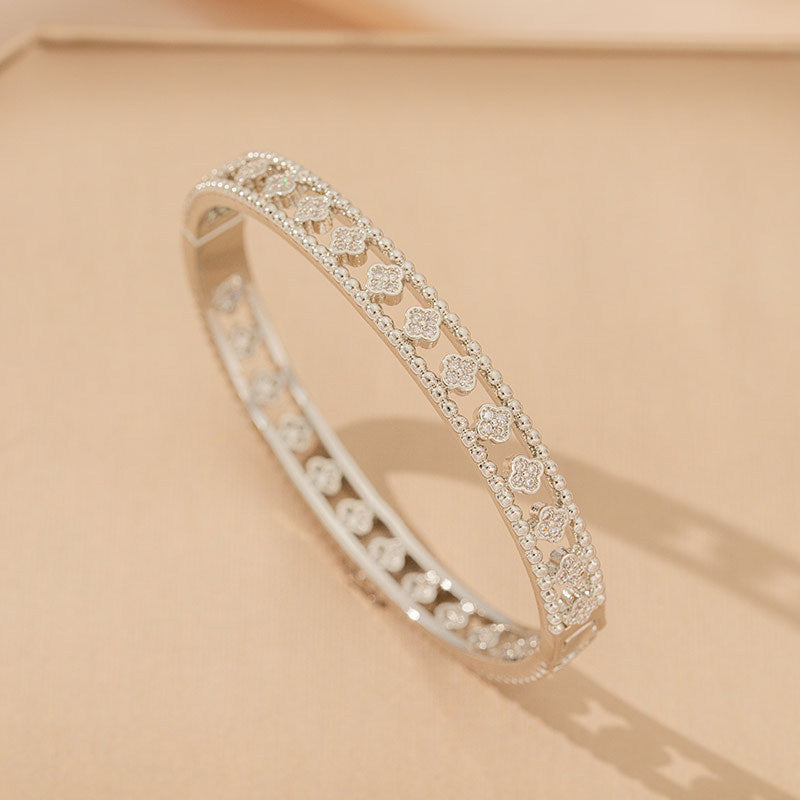 Bracelet female cross-border popular style full of diamonds four-leaf clover bracelet accessible luxuryclassyfashioncasualeasiest for match bracelet jewelry