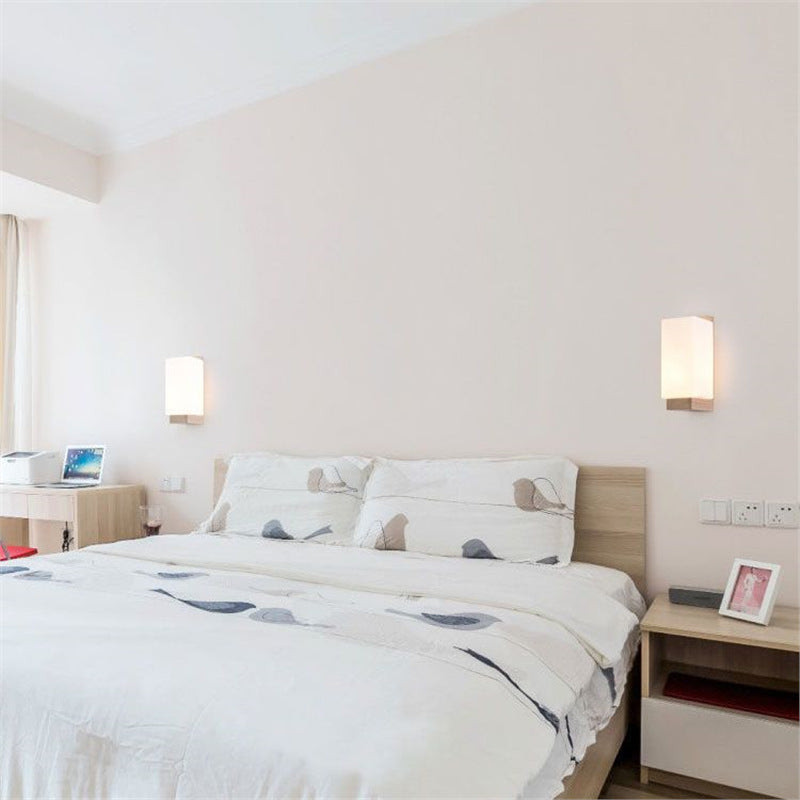 Solid wood bedside wall lamp - modern minimalist nordic style for bedroom, living room, stairway, hallway, hotel corridor