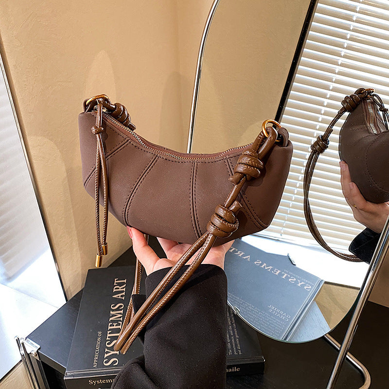 Retro casual dumpling bag women 2025 new autumn trend versatile shoulder bag niche fashion versatile messenger bag