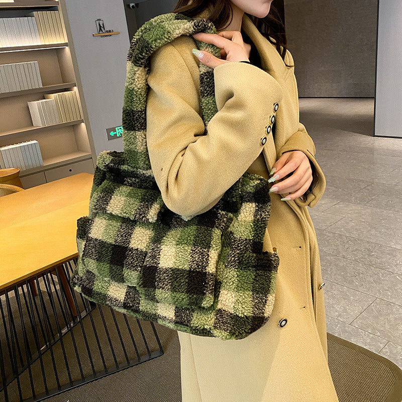 Contrasting color plaid bag women's 2025 autumn and winter new women's bag shoulder bag fashion trend large capacity women's commuter bag