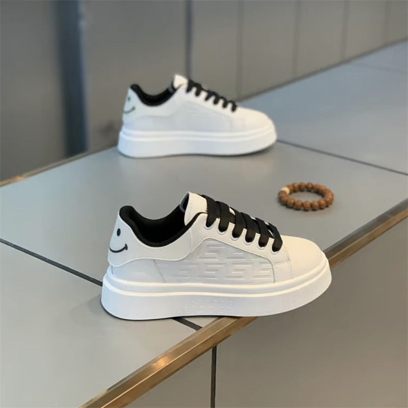 2026 spring men's new breathable white sneakers, trendy and versatile thick-soled athletic shoes for male students, casual skate shoes