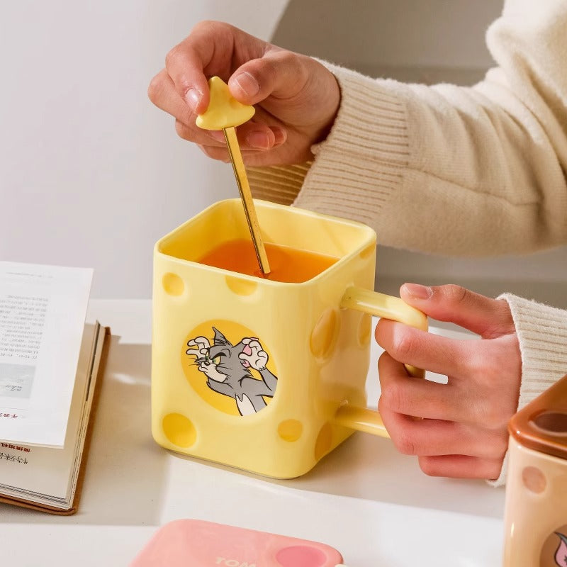 Cat and Mouse Square Cheese Mug with Lid and Spoon Gift Box Household Ceramic Mug Coffee Mug Birthday Gift