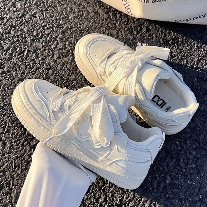 White shoes women's 2026 spring & fall new platform canvas sneakers - creamy, unique, and versatile casual skate shoes