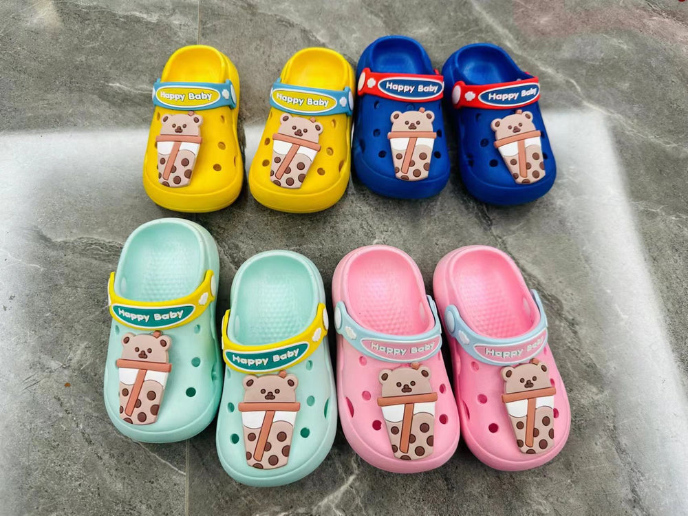 Kids crocs slippers boys summer cartoon indoor stepping on shit cute outwear soft bottom baby bathroom sandals