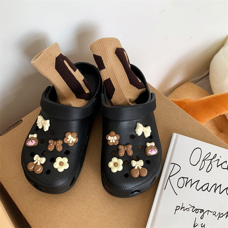 Sweet girl heart crocs women's cute student baotou outwearnon-slip stomping on shit soft sole thick sole sandals women's summer