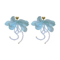 Blue seaside resort style petal earrings for women, elegant and sophisticated, flattering for round faces, dainty stud earrings, ethereal and sweet ear accessories