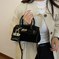 High-end women's bag, 2025 new arrival, vintage-inspired, niche design, lock closure bag, trendy and versatile for autumn, can be used as a shoulder bag, crossbody bag, or handbag