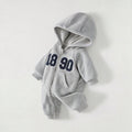 Newborn baby clothes autumn outfit super cute boy romper 100-day celebration adorable spring/autumn outdoor hooded sweatshirt swaddle