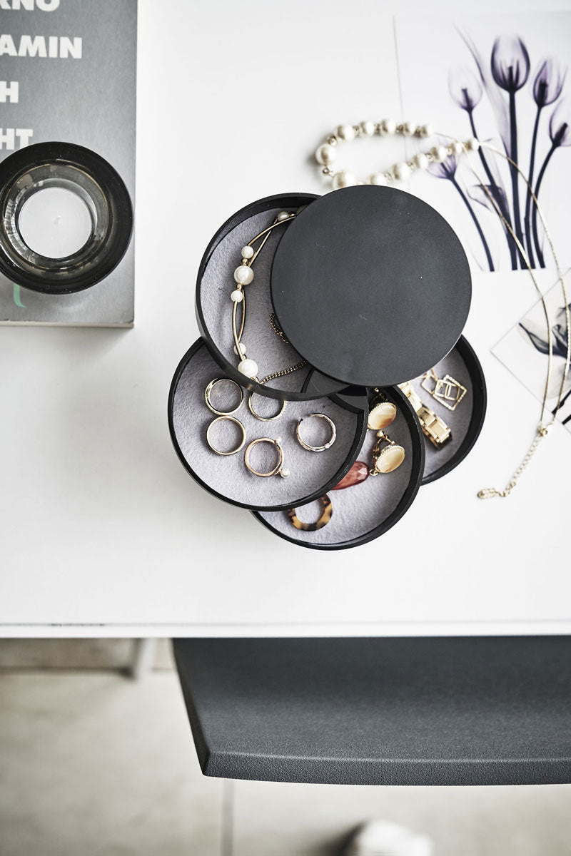 Japan Liheng, rotating jewelry box 4-layer jewelry storage box black and white