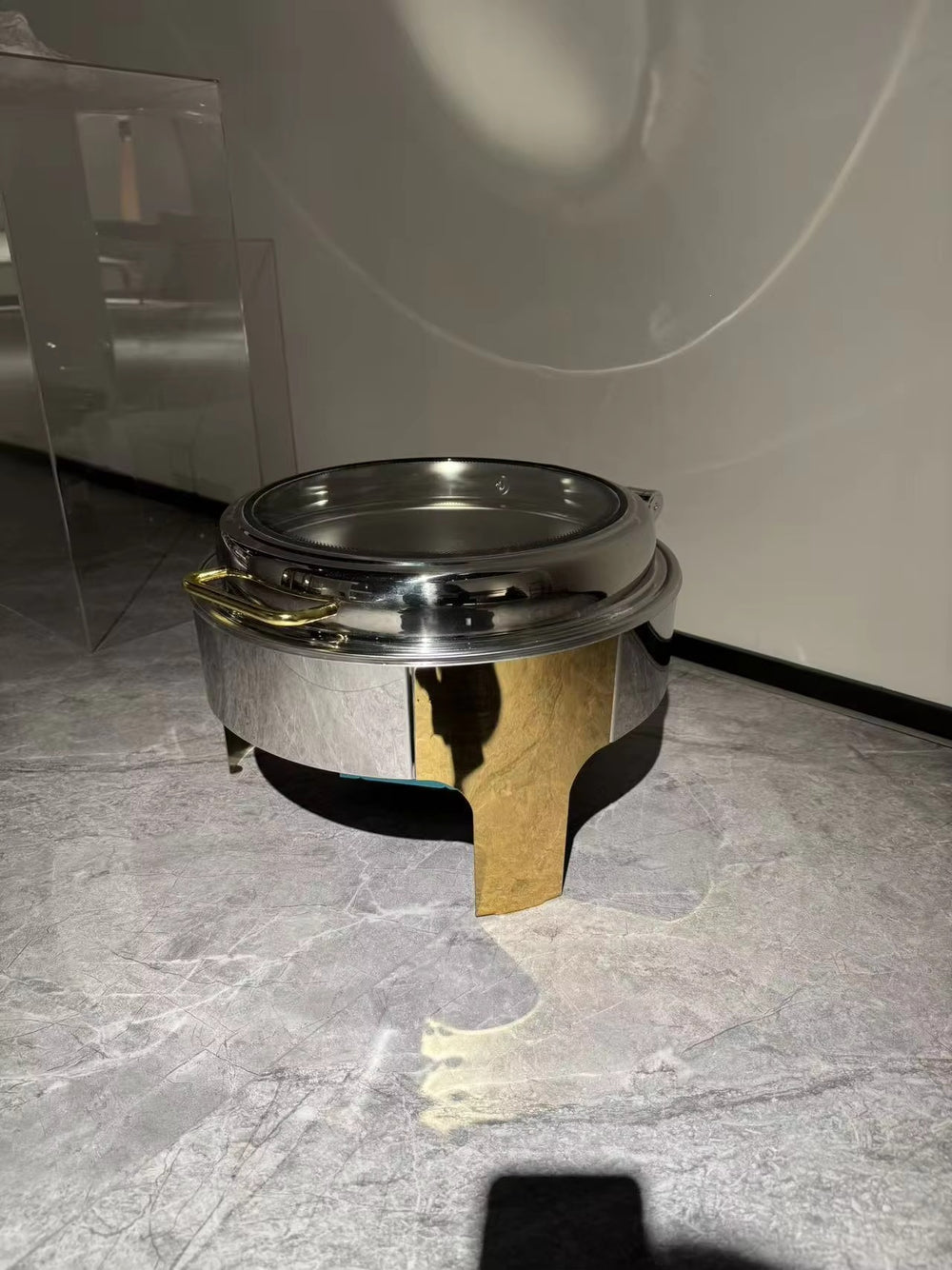 Round stainless steel buffet warming cabinet with see-through glass lid - commercial grade, 6l capacity - in stock for hotel use