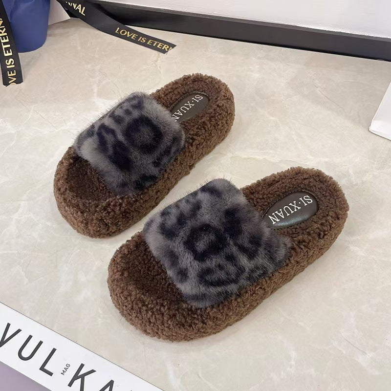 Cute leopard print cat paw slippers for women, new 2025 autumn/winter collection, non-slip indoor house slippers, wholesale cotton slippers for supermarkets