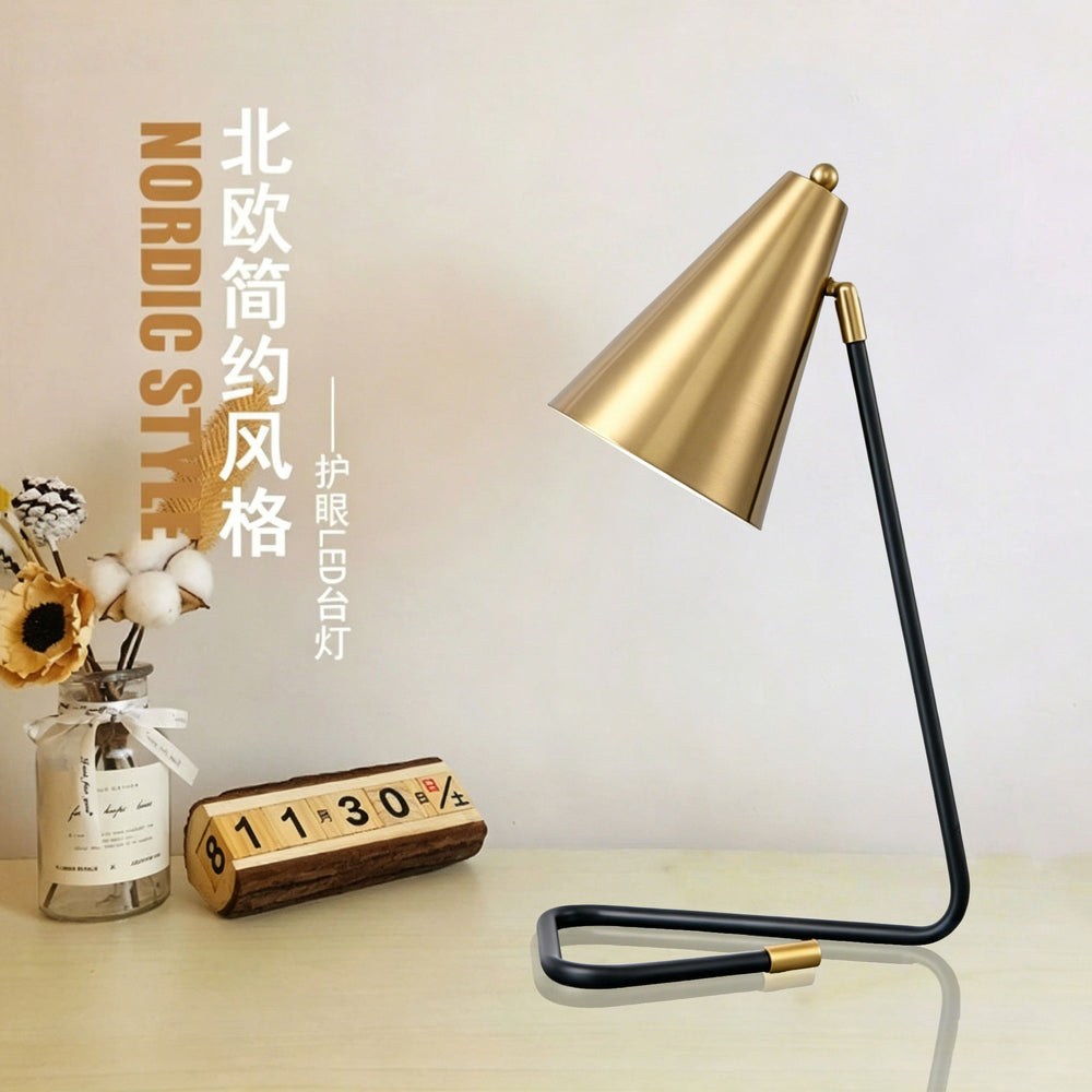 Postmodern designer study, showroom, living room, office creative nordic minimalist decorative iron art table lamp