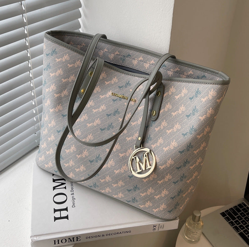 Premium textured bag women's large-capacity 2025 new summer versatile simple shoulder bag class commuter tote bag