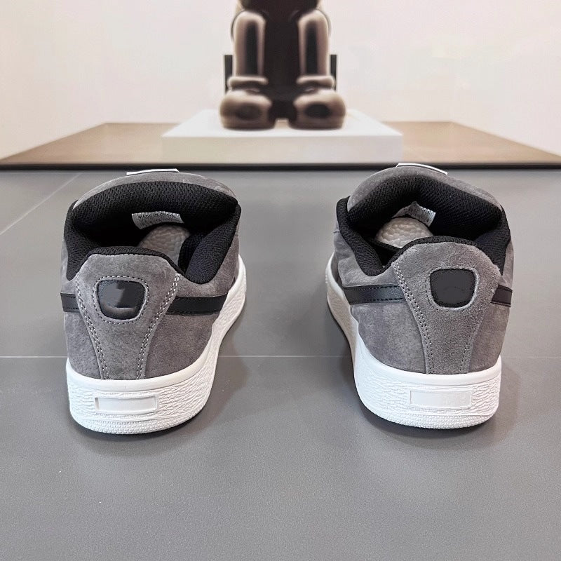 2026 autumn new men's flat casual sneakers, korean style fashionable couple's student sports shoes, trendy brand bread shoes