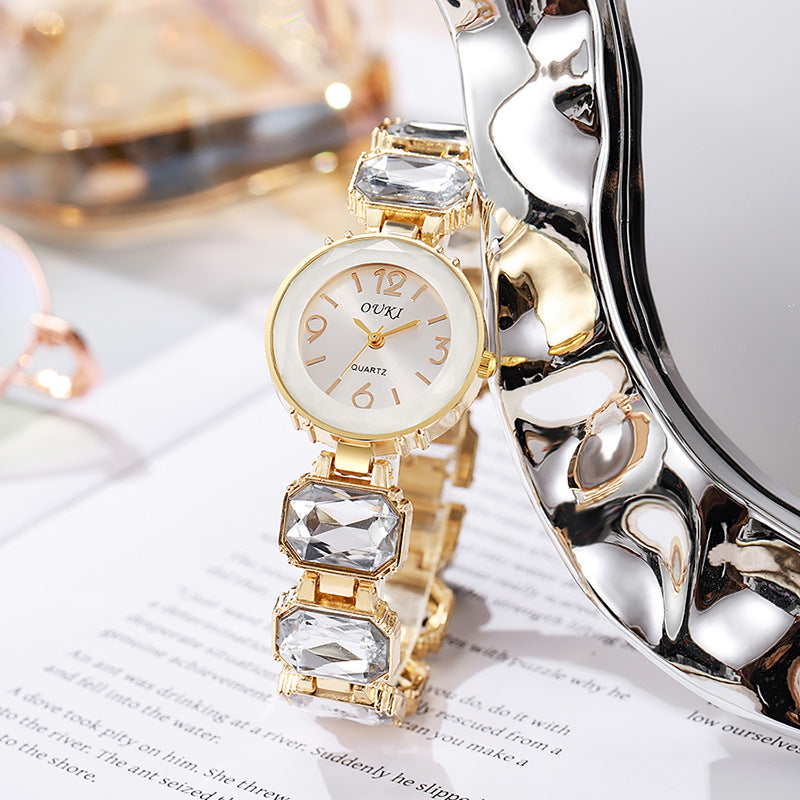 Round dial small square sugar cube niche women's watch diamond-studded candy color new fashion quartz bracelet watch for women
