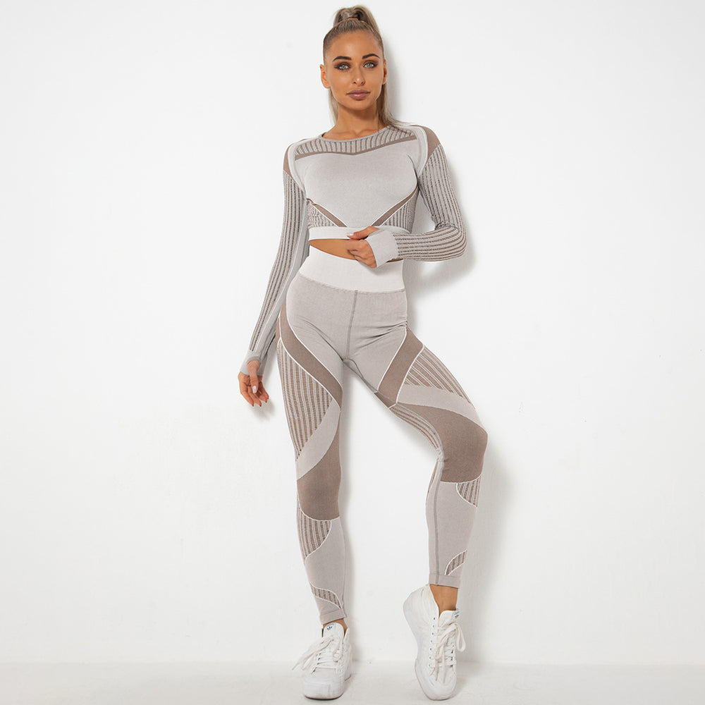 In stock! fashion seamless cut out moisture-absorbent yoga long sleevessuit yoga clothes sports fitness running yoga pants for women