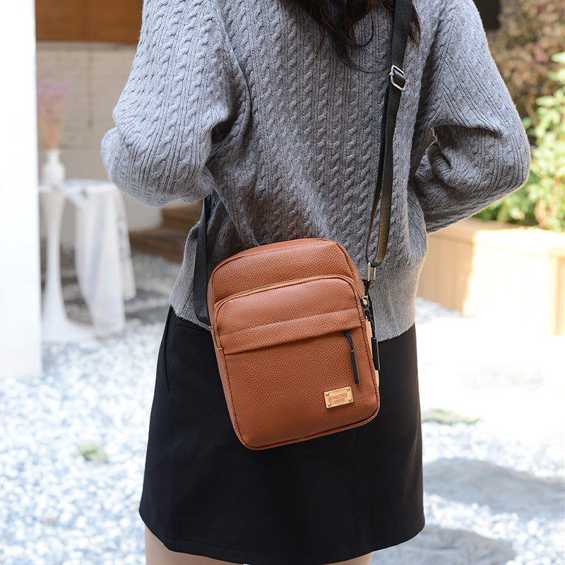 Simple soft leather texture messenger bag women's fashion retro versatile commuter small square bag layered storage going out shoulder bag
