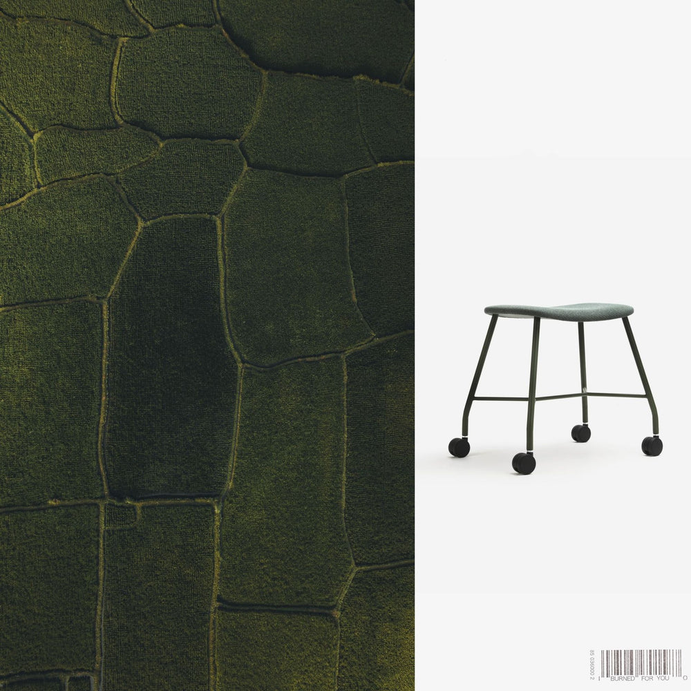 Movable pulley stool creative wheeled chair desk dressing stool coffee shop restaurant soft chair iron chair normcore