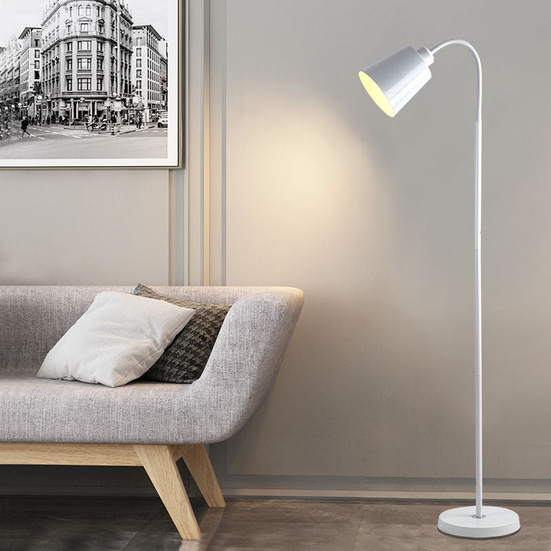 Cream style floor lamp casual modern creative flower living room bedroom bedside lamp scandinavianpopular vertical table lamp