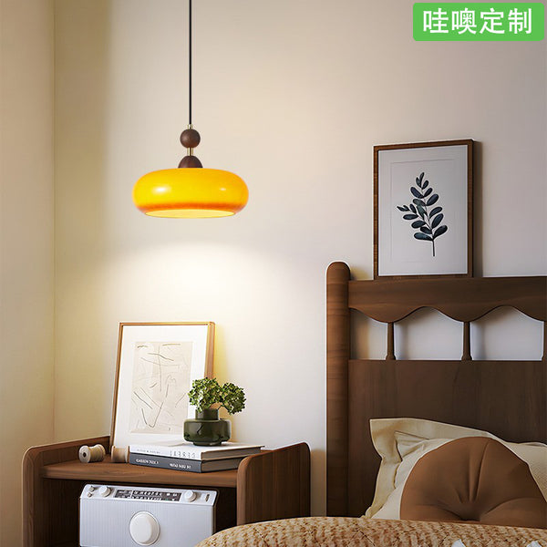 [Wow] French medieval style master bedroom chandelier dining room living room bar high-end sense chandelier art table lamp