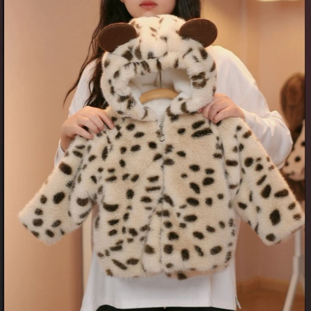 Boys and girls wool sweateroutwear spotted bear stylestuffedthickenedfall and winternew arrivalkidsheattech leopard print cotton clothing