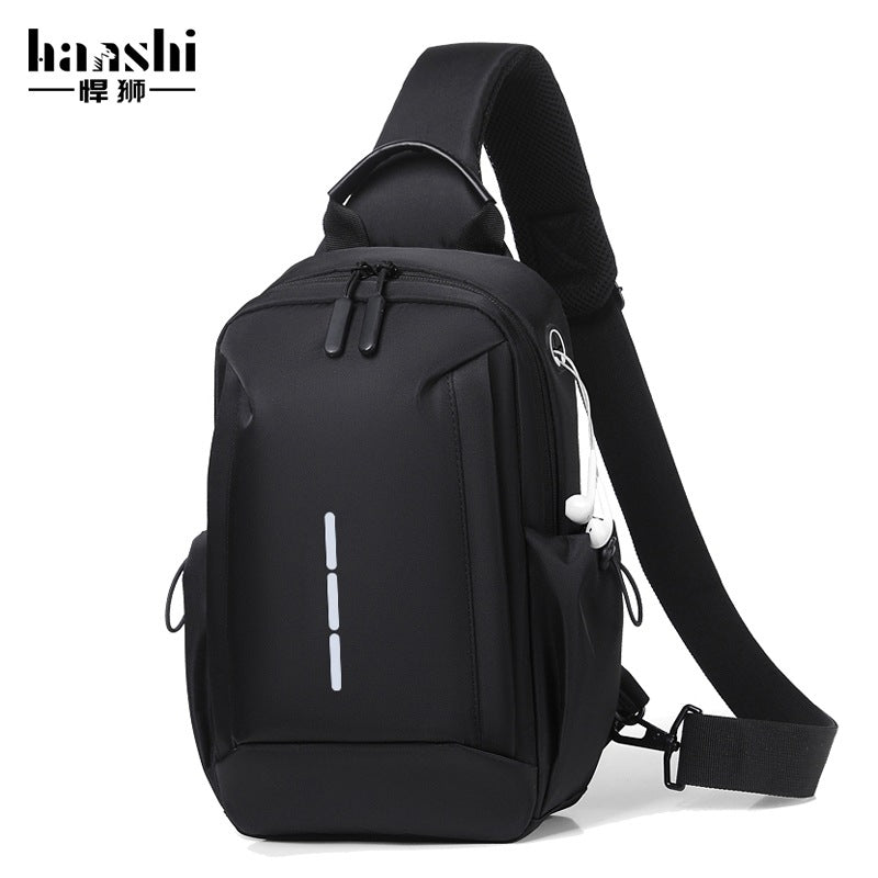 Cross-border custom logo fashionable men's breast bag, high-end waterproof messenger bag, casual and light commuter shoulder bag.