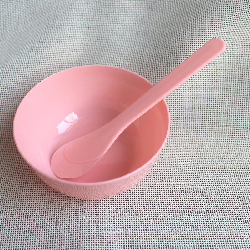 Wholesale plastic bowls for spa & beauty: mixing bowls, mask spatulas, #3 bowls, mask applicators, stirring sticks, mask tools, mask bowls