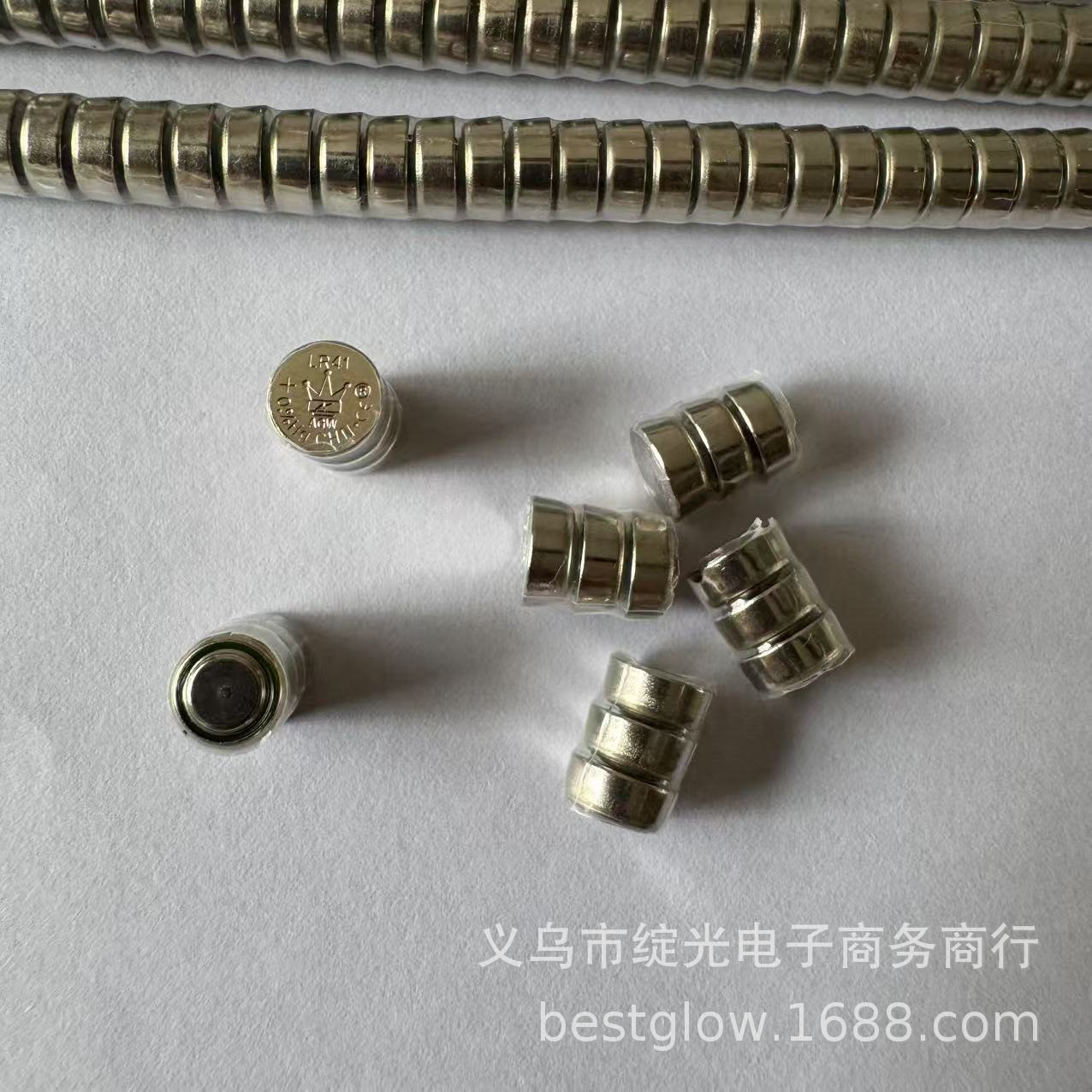 Crown LR41 button electronic small battery AG3 model sleeve electronic environmental protection small round cake electronic sleeve