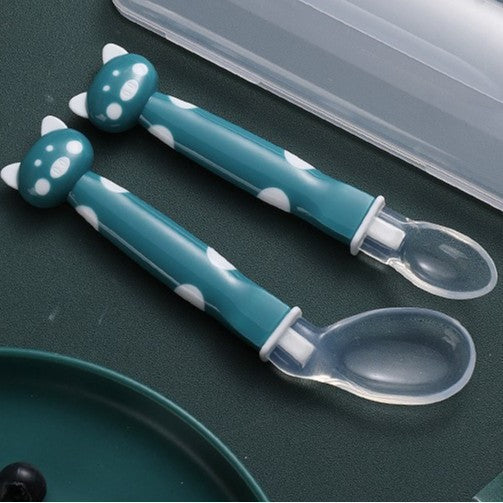 English card baby silicone spoon baby feeding tableware straight spoon elbow spoon combination soft silicone spoon