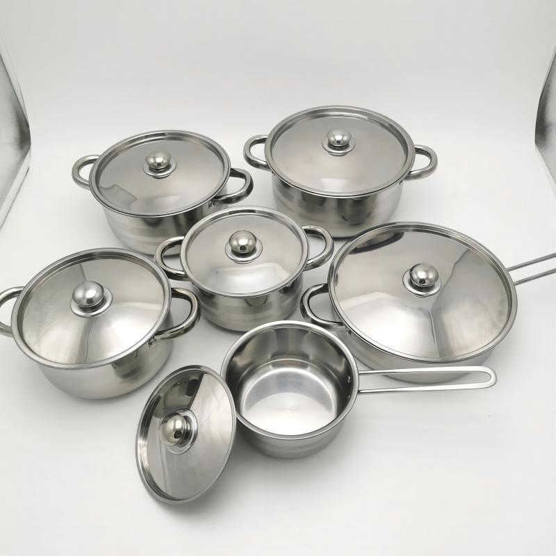 Customized 12-piece stainless steel cookware set - includes stockpots, frying pans, and stainless steel lids - wholesale cookware combo for home use
