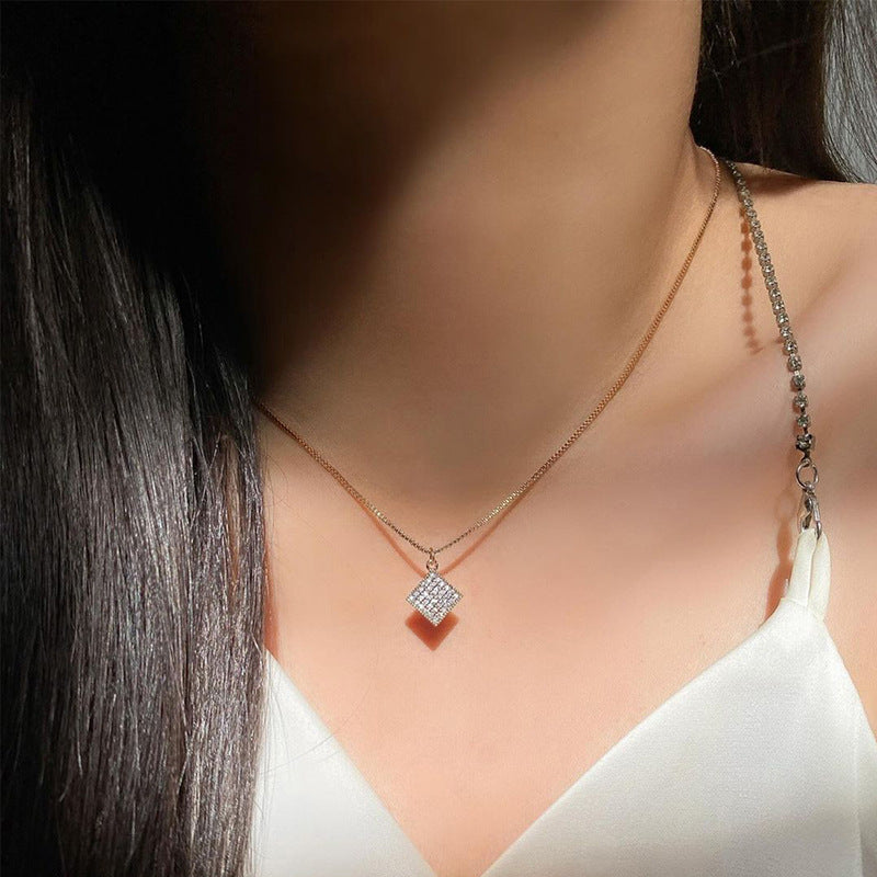 Wholesale fashion jewelry: european & american style necklace for autumn/winter - alloy pendant necklace with cubic zirconia, simple square tag design