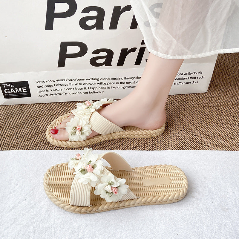 Women's summer sandals & slippers - 2024 new flat sandals with floral design - korean style fashion, trendy student beach shoes, ins style