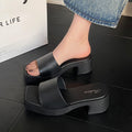 hot-selling 2025 new wedge heel slippers for women, summer outdoor wear, thick-soled, non-slip, fashionable, versatile, mid-heel sandals for export