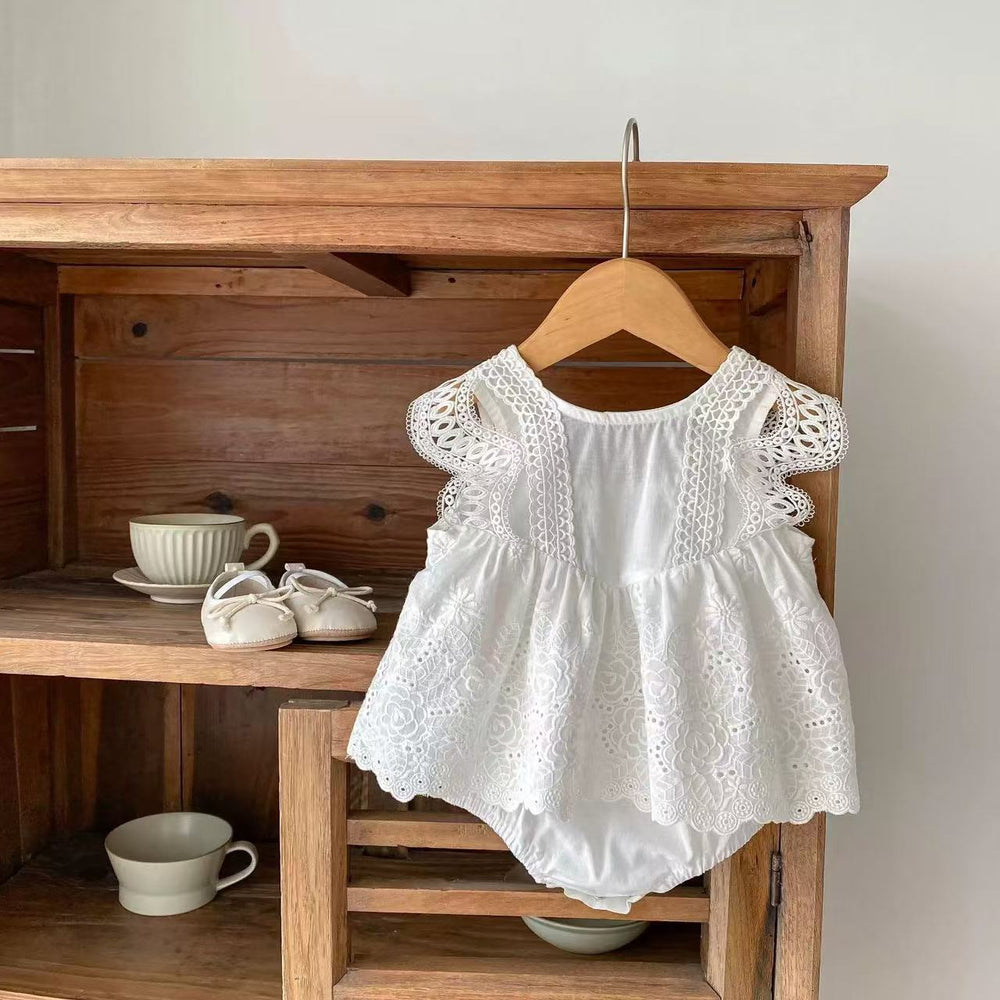 Baby girl full month 100 days princess lace romper summer thin outing clothes baby clothes summer triangle bag butt