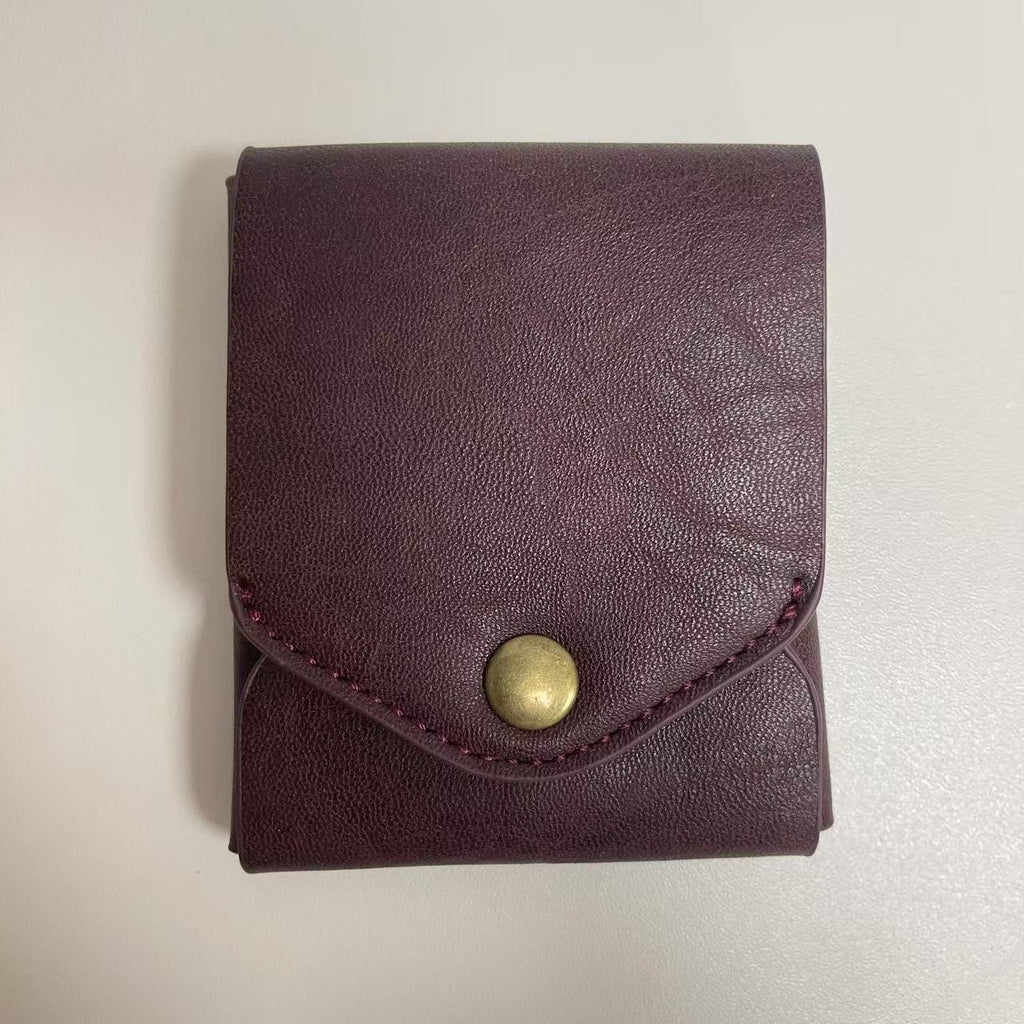 Retro accent men and women can use wallets with bullet pens, multi-functional change storage bags, simple and wear-resistant leather card bags